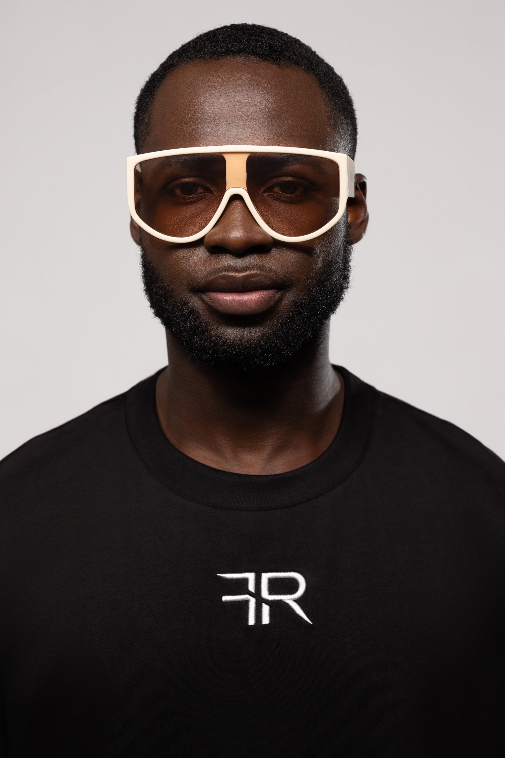 Freisi Opulent style sunglasses-A fusion of luxury, sophistication and functionality